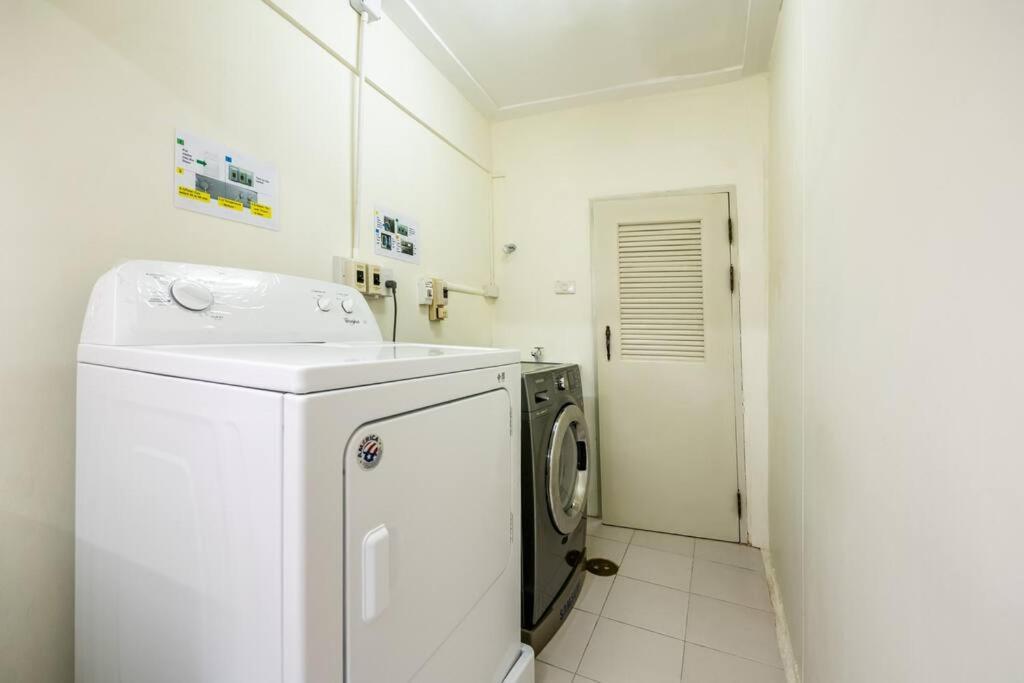 At Nana-5Bed, City Center, Nana Bts, Mbk, Central World, Siam Bangkok Extérieur photo