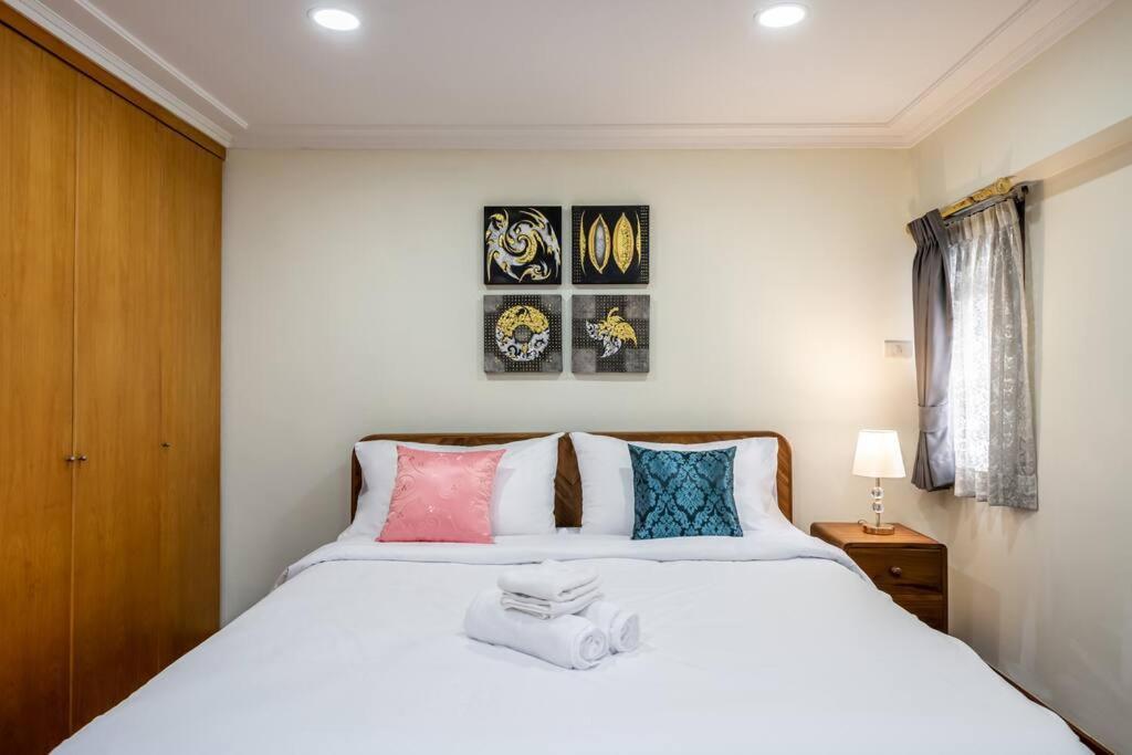 At Nana-5Bed, City Center, Nana Bts, Mbk, Central World, Siam Bangkok Extérieur photo