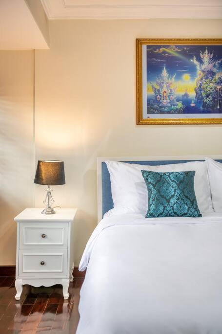 At Nana-5Bed, City Center, Nana Bts, Mbk, Central World, Siam Bangkok Extérieur photo