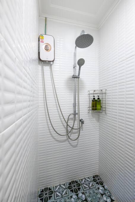 At Nana-5Bed, City Center, Nana Bts, Mbk, Central World, Siam Bangkok Extérieur photo